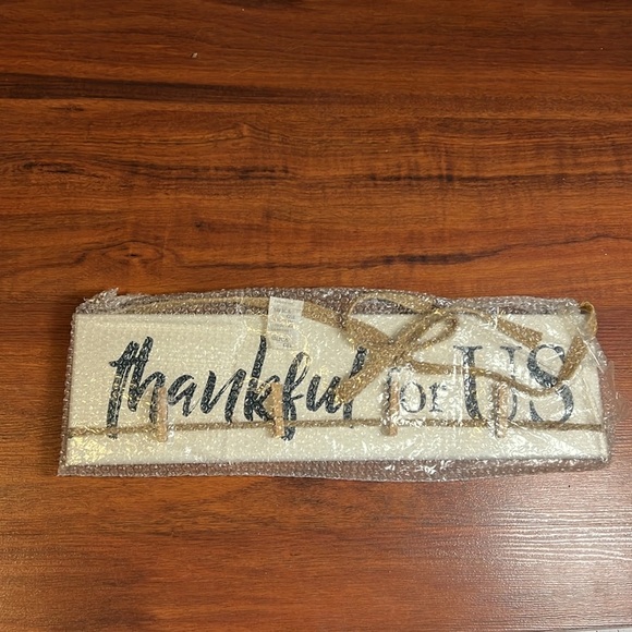 Hanging Thankful for US home decor tan and cream color wall decorations - Picture 3 of 4